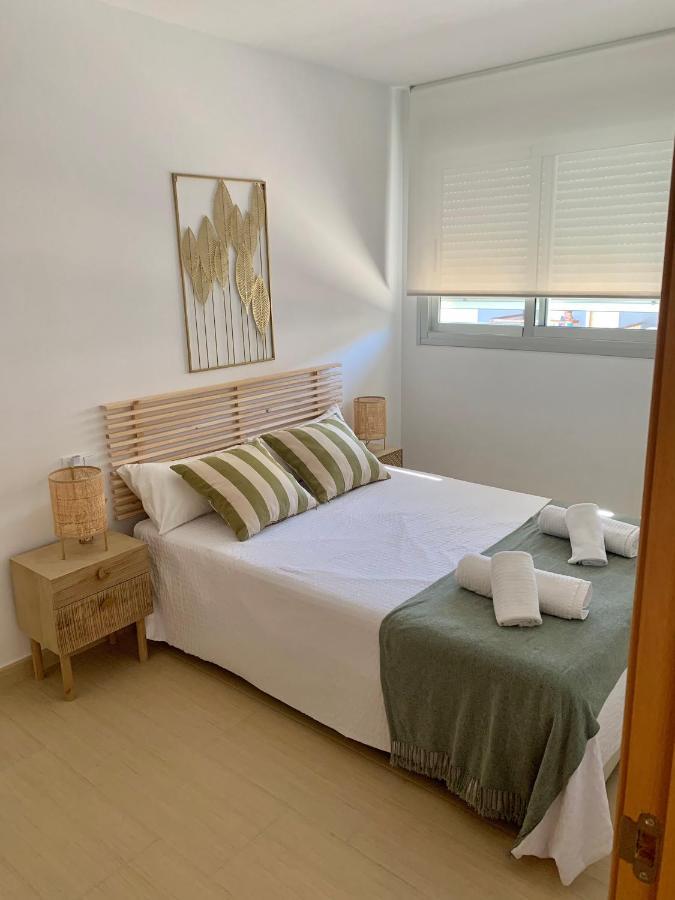 Precioso Apartamento Primera Linea De Playa Aguilas Exterior photo